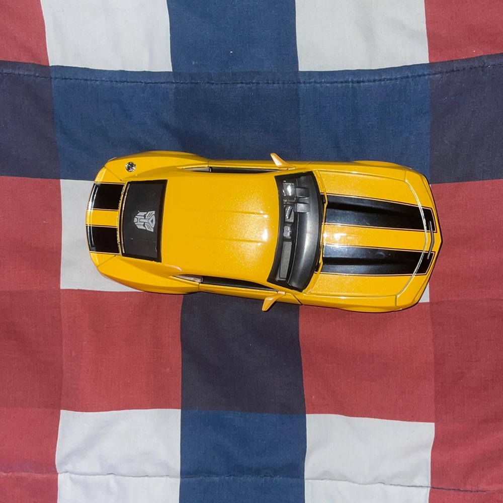 Transformers Die cast bumblebee Camaro 2016 concept